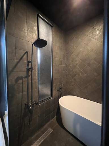 Bathroom 4, Zephyr Homestay, Hualien