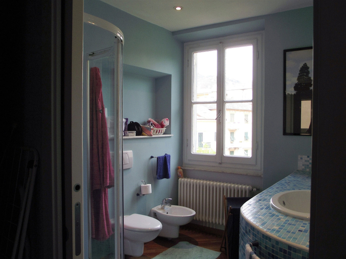 Bathroom, Azzurro Pervinca, Savona