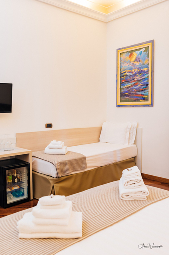 Bedroom 5, Magik Rooms, Rome