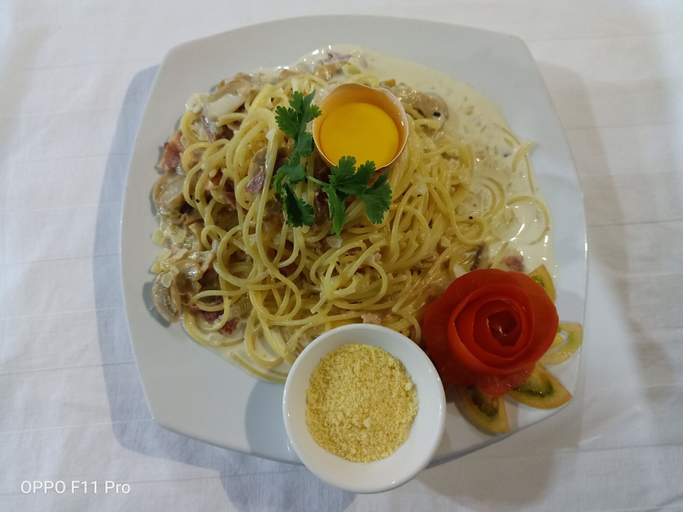 Food & Drinks 5, Freedom Bungalow Koh Rong Saloem, Sihanoukville