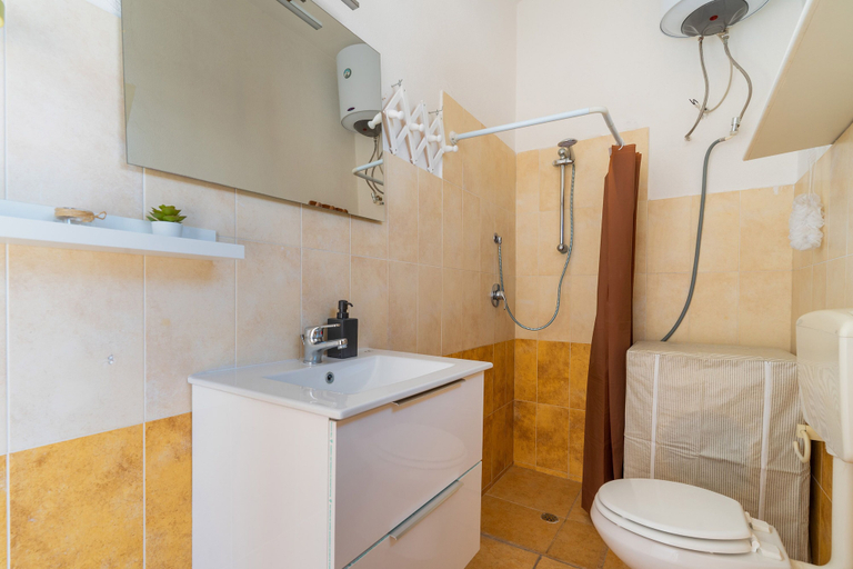Bathroom 4, 3047 Villetta Nicols by Barbarhouse, Taranto