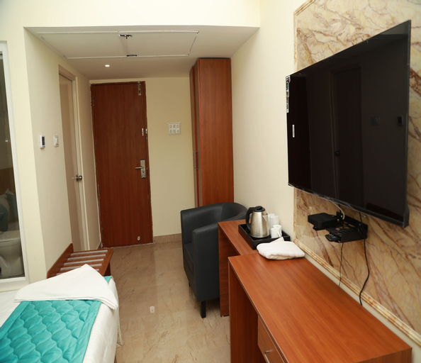 Bedroom 12