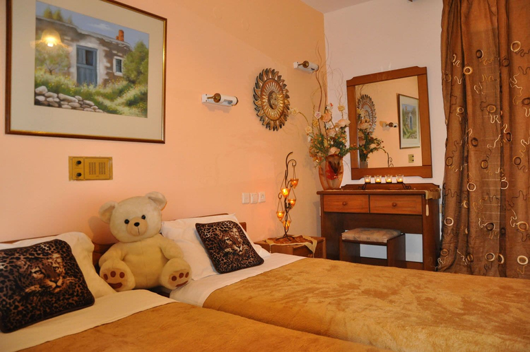Bedroom 3, Sun and Sea Apartments, Crete