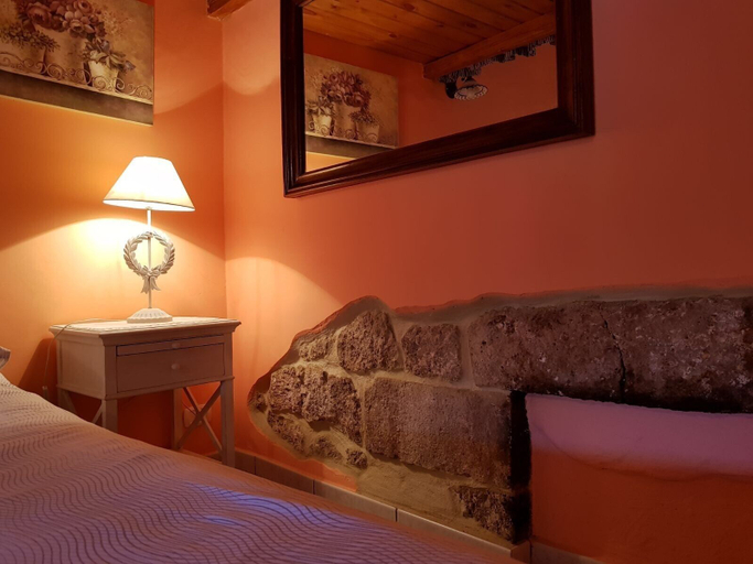Bedroom 2, Studio - Sleeps 2 - Pets - Parking - Wifi, Frosinone