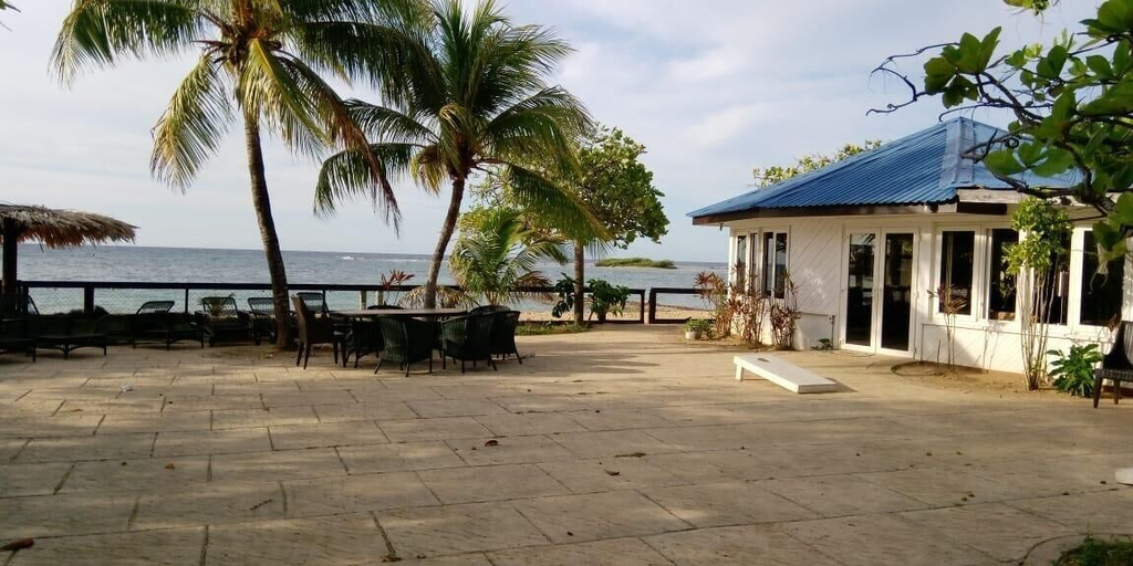 Exterior 4, Calabash Bight Resort, José Santos Guardiola