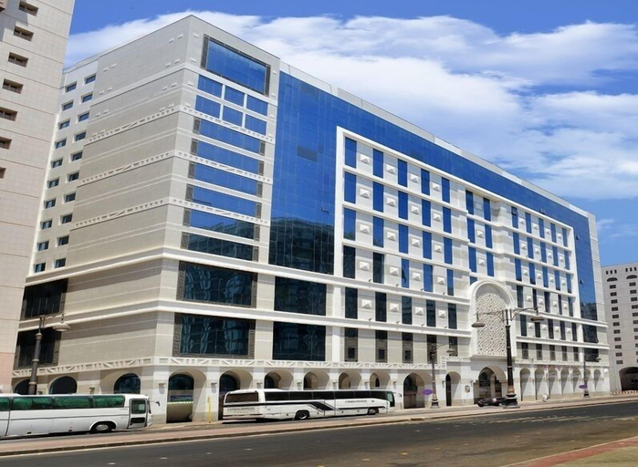 Exterior & Views 3, Nozol Royal Inn Hotel, Al Madinah Al Munawwarah