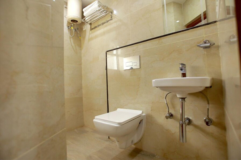 Bathroom 5, Hotel City Palace, Jodhpur