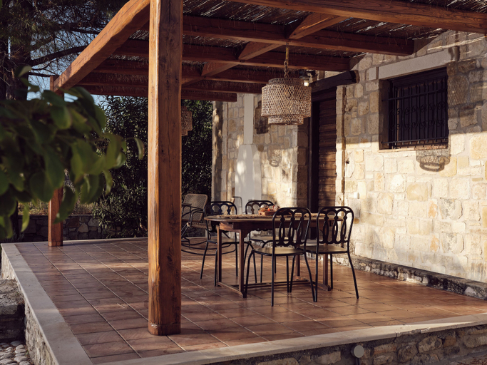 Food & Drinks, Leeda's Cottages, Ionian Islands