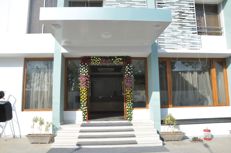 Exterior & Views 1, Grand 3D, Kachchh