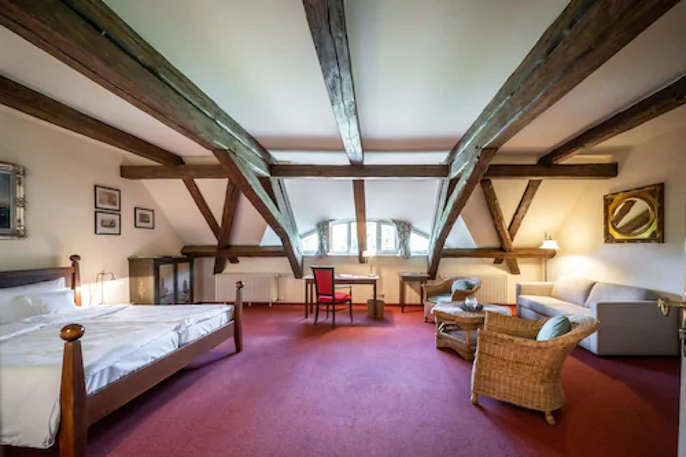 Bedroom 3, Hotel & Restaurant Gutshaus Ludorf, Mecklenburgische Seenplatte