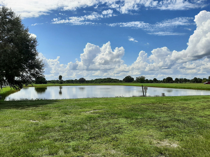 Others 5, Twin Palms Resort, Glades