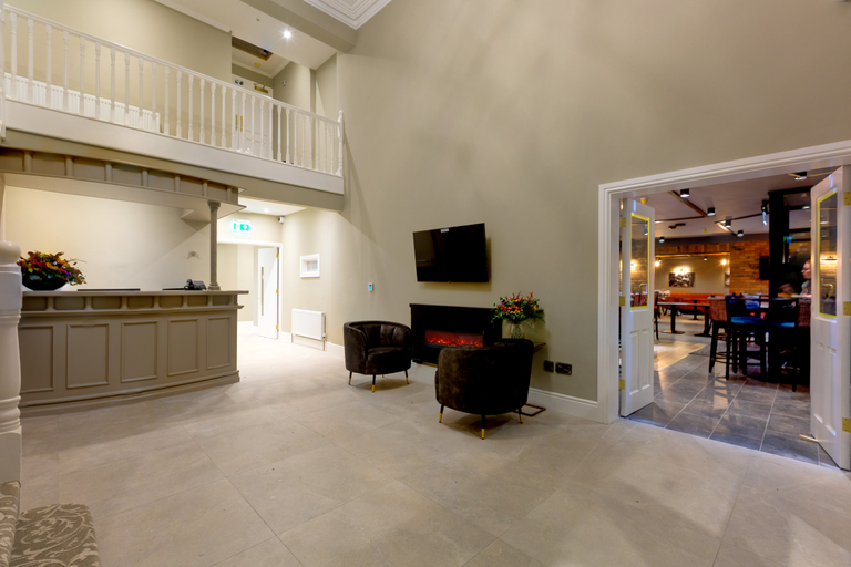 Public Area 3, Castle Varagh Hotel & Bar