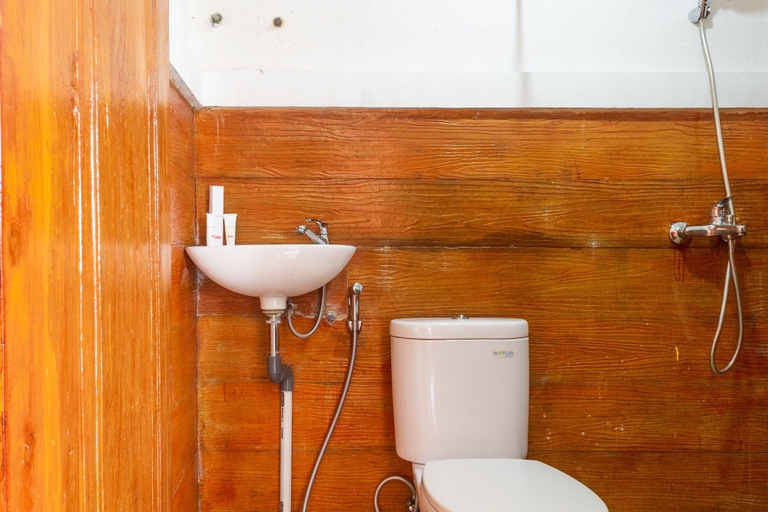 Bathroom 5, Kanaka Residence, Subang