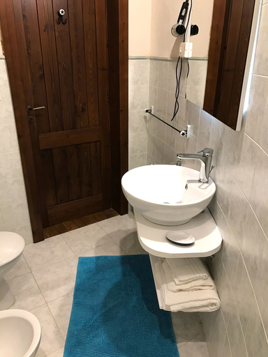 Bathroom 5, Masseria La Torre, Lecce