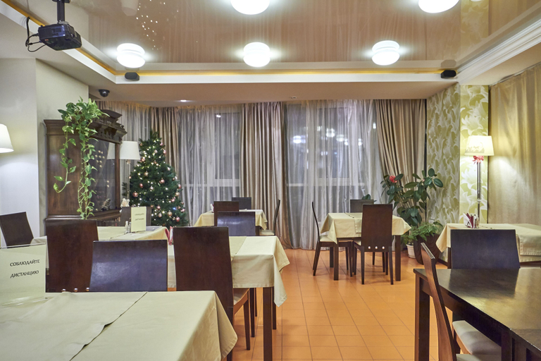 Food & Drinks 4, Hotel Pioner Lux, Saratovskiy rayon