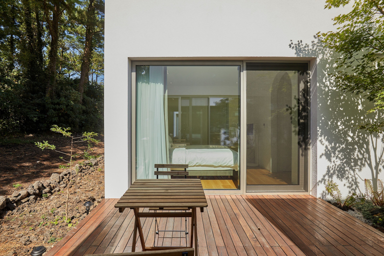 Others 5, mokha jeju Healing House, Jeju