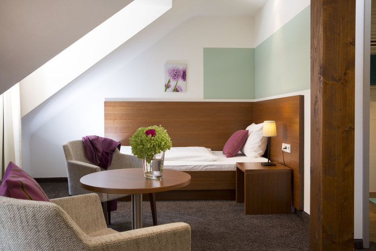 Bedroom 3, Hotel am Markt, Baden-Baden