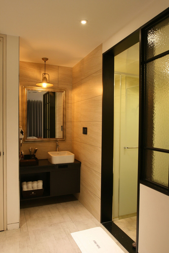 Bathroom 5, Hotel Banwol, Namdong