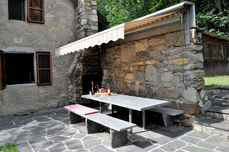 Garden 4, Typical, Romantic Tessiner Cottage, Lugano