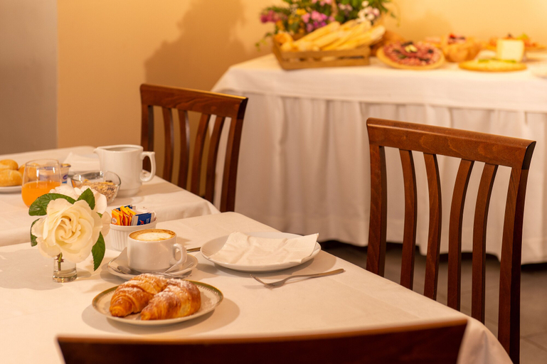Food & Drinks 4, hotel minerva assisi, Perugia