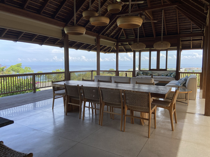 Others 5, Villa Biarritz, Badung