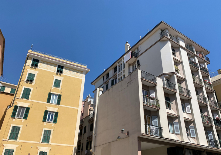 Others 5, House Sarzano, Genova