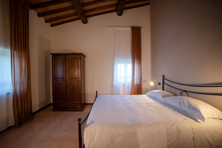 Bedroom 4, Casale Rancaglia, Perugia