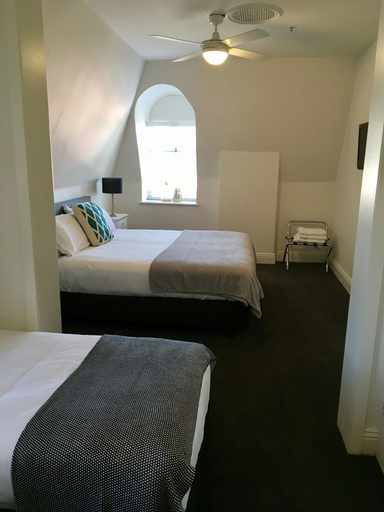 Bedroom 2, Healesville Grand Hotel, Yarra Ranges - North