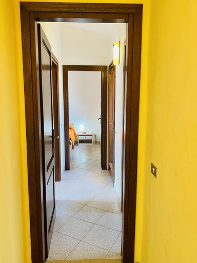 Others 5, Casa Vacanza Maddy Vista Mare, Nuoro