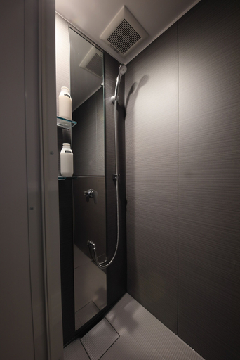 Bathroom 3, Koti Sopo Universal Bay 1 by Liaison, Osaka