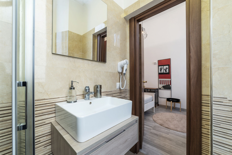Bathroom 5, Roma Termini Big Apartment, Roma