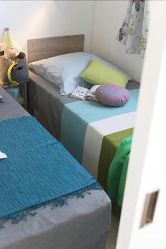Bedroom 2, Ecovillage Le Soleil du Pibeste, Hautes-Pyrénées