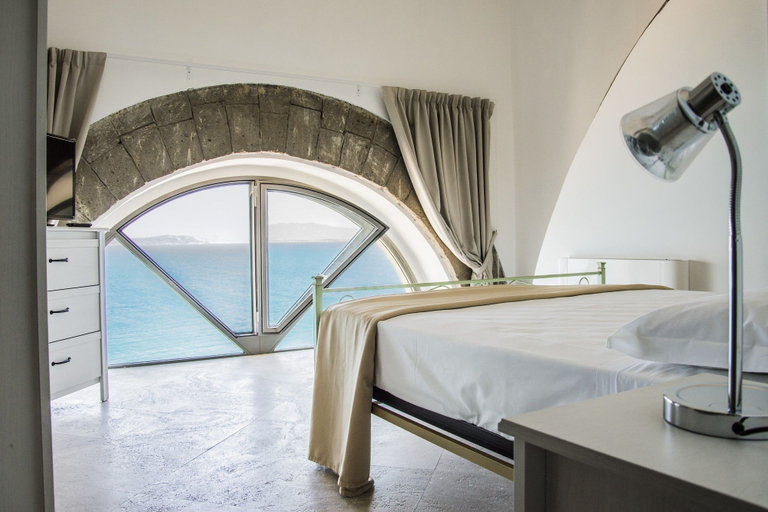 Bedroom 3, Sunrise Guest House, Latina