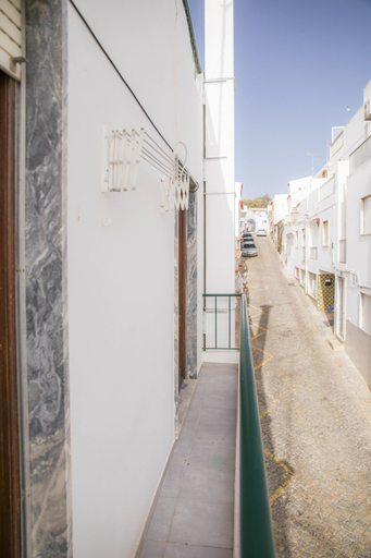 Exterior & Views 2, A13- Ultra Central Studio by Dreamalgarve, Lagos