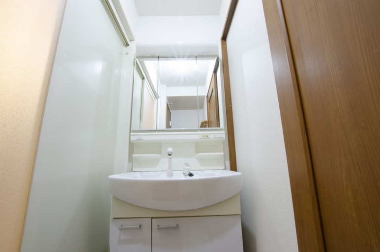 Bathroom 3, Kawabata, Kyoto