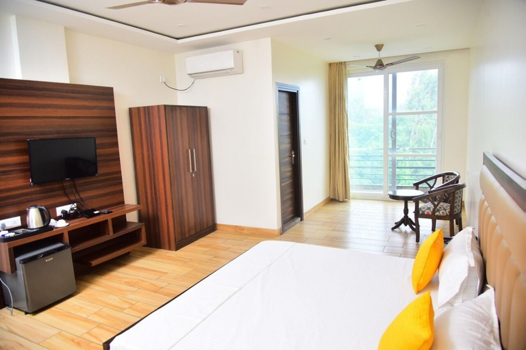 Bedroom 3, Serene Suites, Kangra