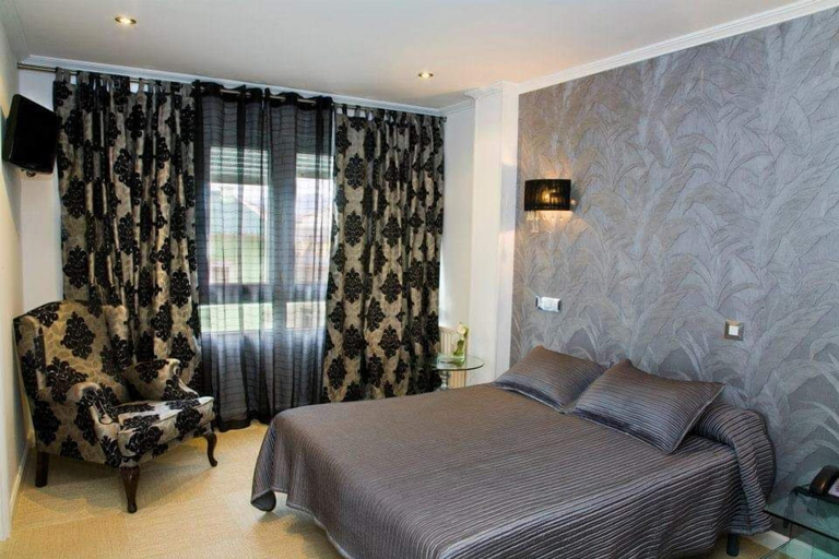 Bedroom 3, Hotel Orillamar, A Coruña