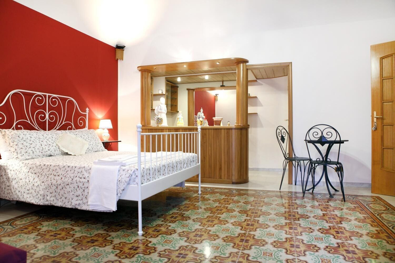 Bedroom 4, B&B Maia House, Messina