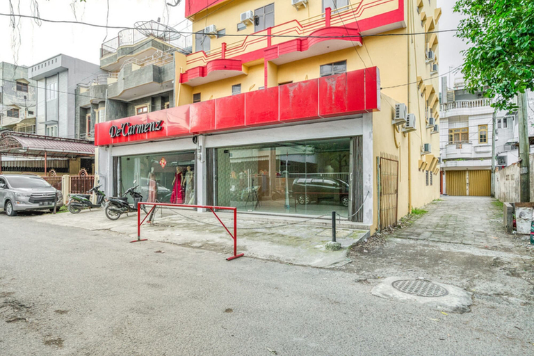 Exterior & Views, RedDoorz Plus near RSUD Dr. Pirngadi Medan 2 - Hostel, Medan