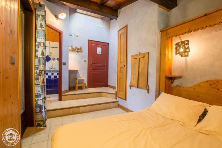 Bedroom 2, Le Bois des Louison, Haute-Savoie