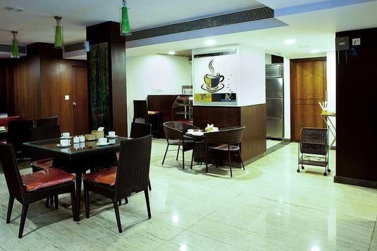 Food & Drinks 5, Nexstay Rainbow Business Hotel, Bangalore