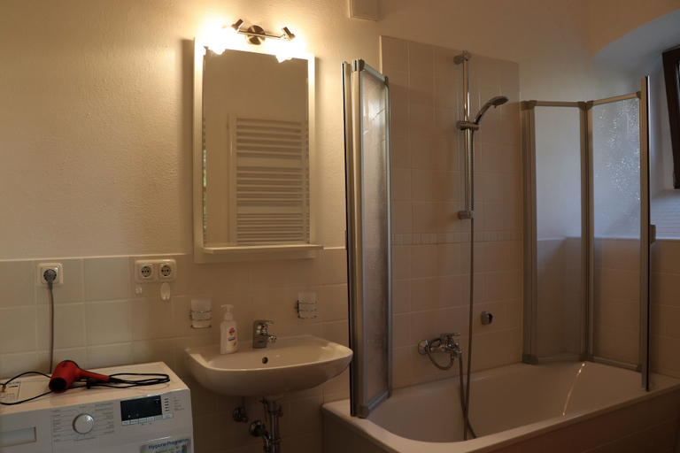 Bathroom 3, Ferienwohnung im Pfarrhaus Maxen, Sächsische Schweiz-Osterzgebirge