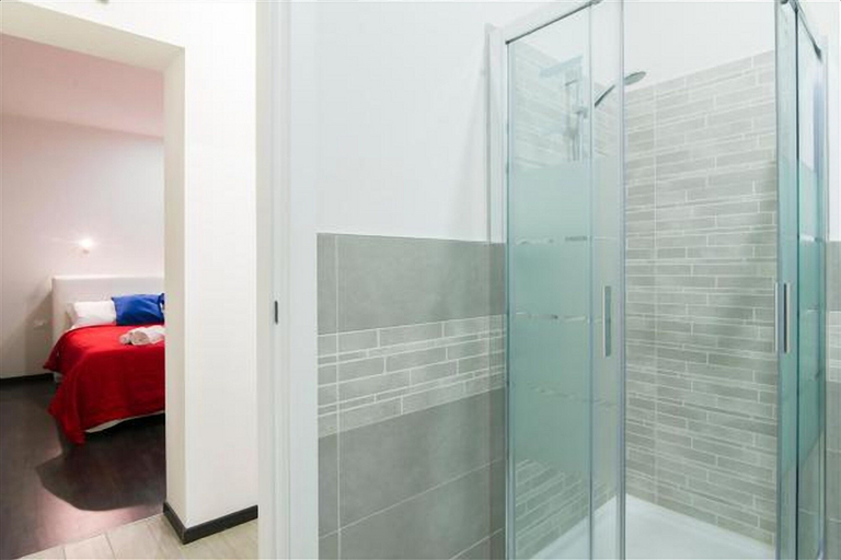 Bathroom 4, Freccia Rossa Bologna Apartment, Bologna
