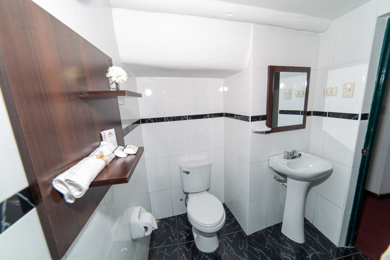Bathroom 3, Royal Inti Cusco, Cusco