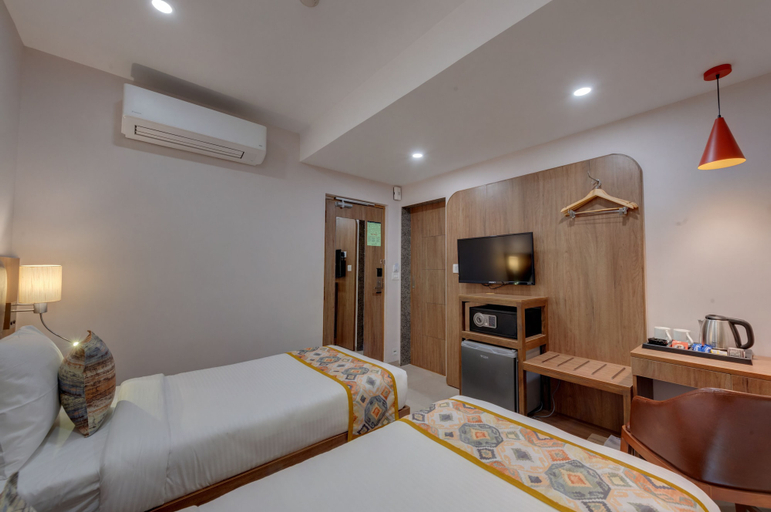 Bedroom 4, The Beacon Hotel Vadodara, Vadodara