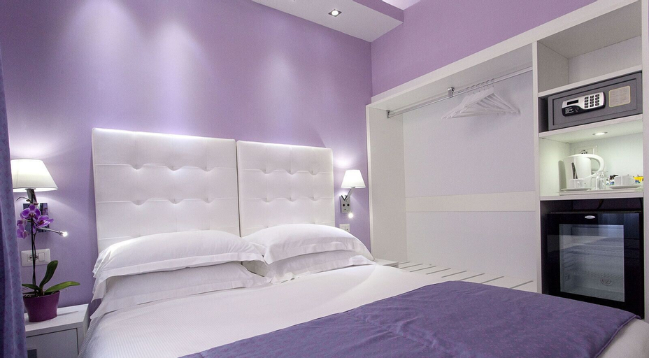 Bedroom 30