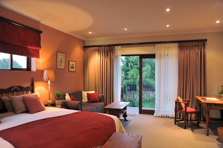 Bedroom 3, Claires of Sandton, City of Johannesburg