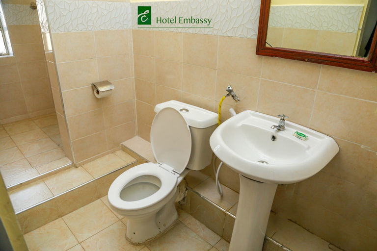 Bathroom 4, Hotel Embassy, Starehe