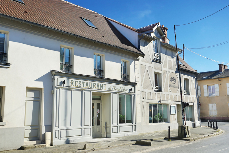 Exterior & Views 2, Hôtel du Cheval Blanc, Seine-et-Marne