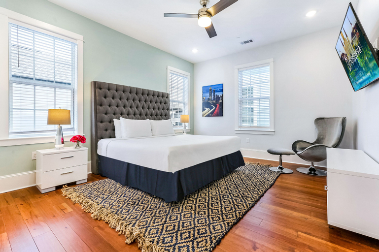 5 Bedroom Apartment near French Quarter by Hosteeva, Orleans